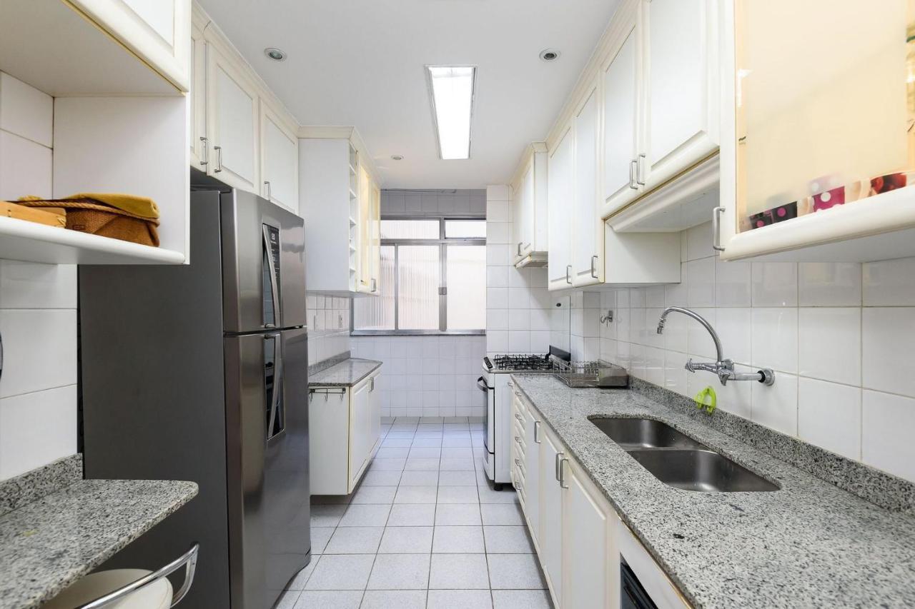 Apartamento Omar Do Rio - Bm 405 Espaçoso 3 Quartos Com Garagem, No Leblon Próximo A Dias Ferreira, Internet 240mbps, Smart Tv, 05 Minutos A Pé Da Praia Do Leblon E Do Metrô *